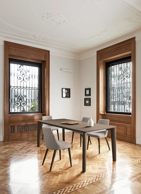 Table Via Appia Antica